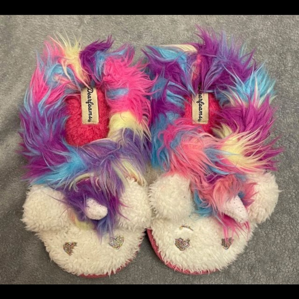 Toddler Girl Unicorn Slippers- Size 7/8